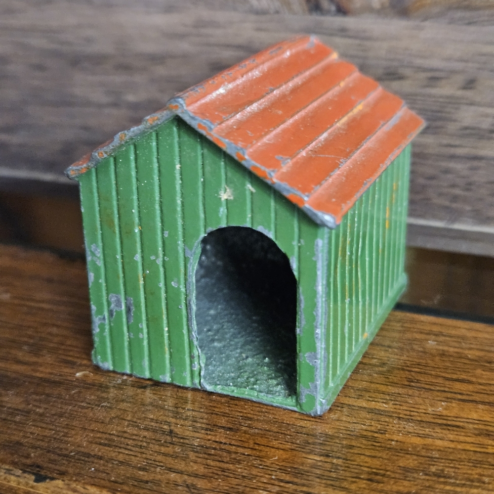 Vintage Britain's Miniature Dog House Diecast Doghouse Made In England Old Toys